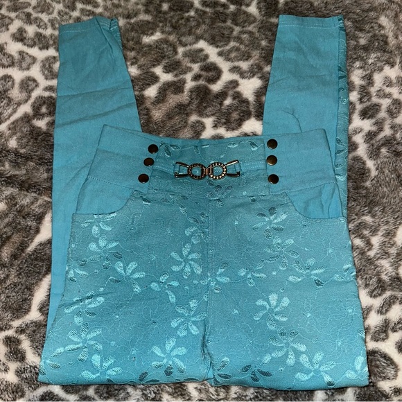 Blue Lace Jeggings - Picture 2 of 4